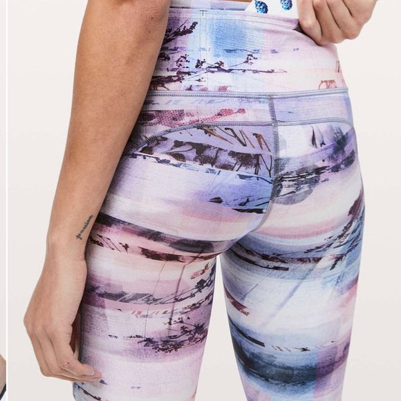 Lululemon Fast and Free - Picture 5 of 9